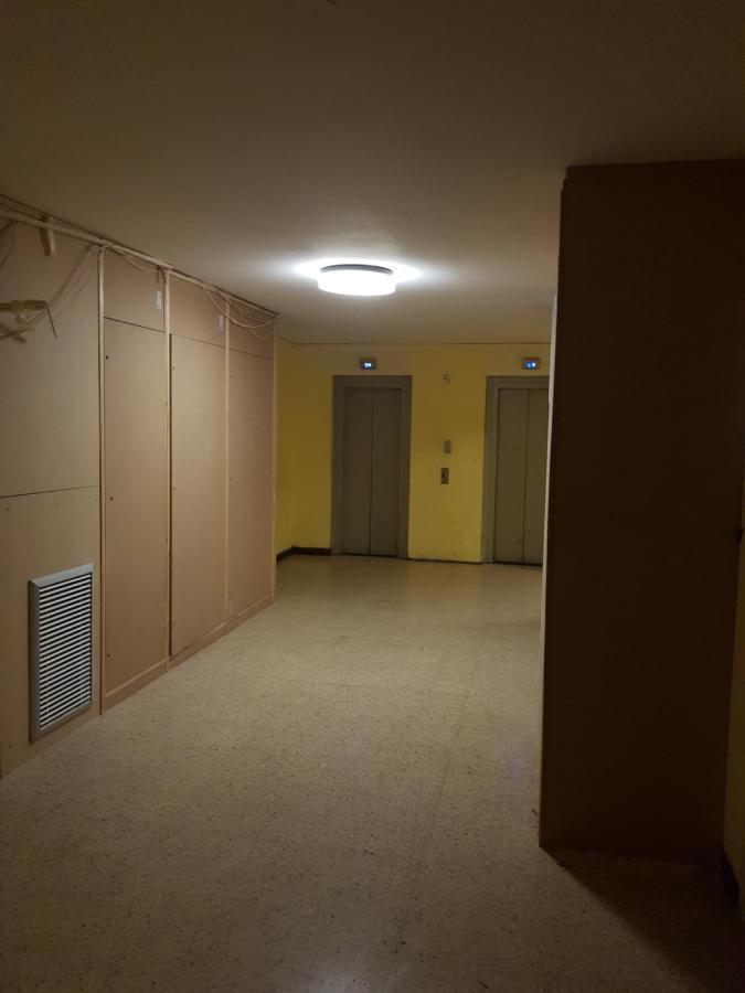 Chambre privée dans appartement WC et SDB communes Nimes Exterior foto