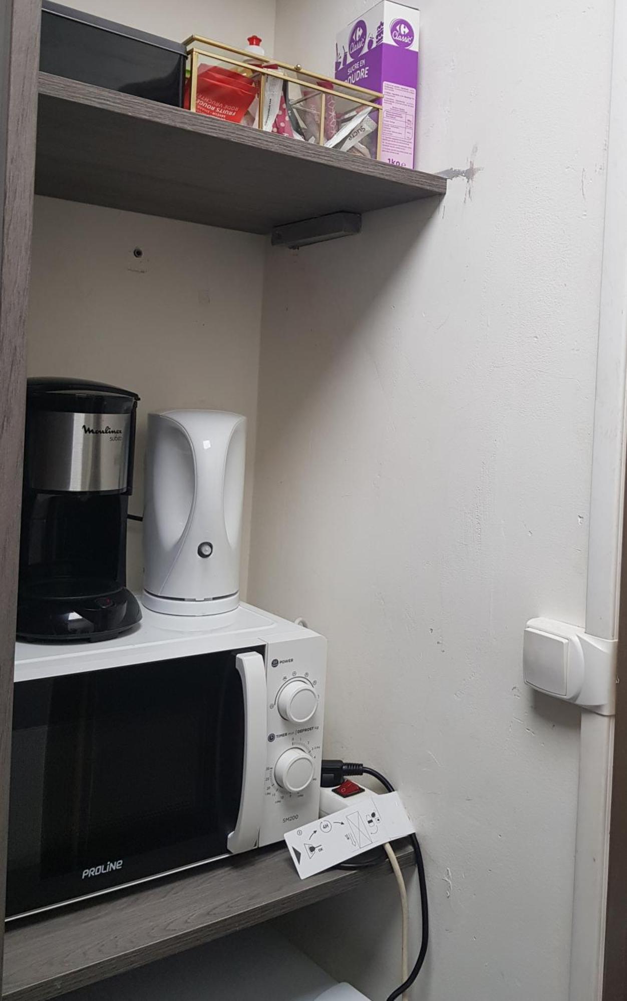 Chambre privée dans appartement WC et SDB communes Nimes Exterior foto